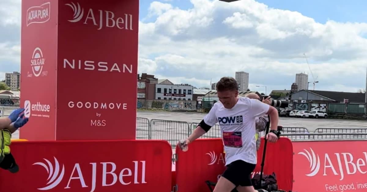 Man Sets New World Record Running Half Marathon In Ski Boots - Powder ...