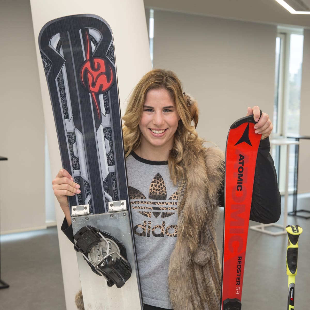 Luchten roddel Ook Double Olympic Gold Medalist Ester Ledecka to Race Ski and Snowboard This  Winter | POWDER - Powder