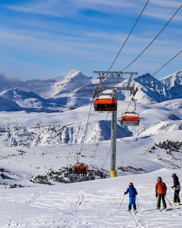 News Channel Issues List Of Top 10 Snowy Ski Resorts This Season - Powder