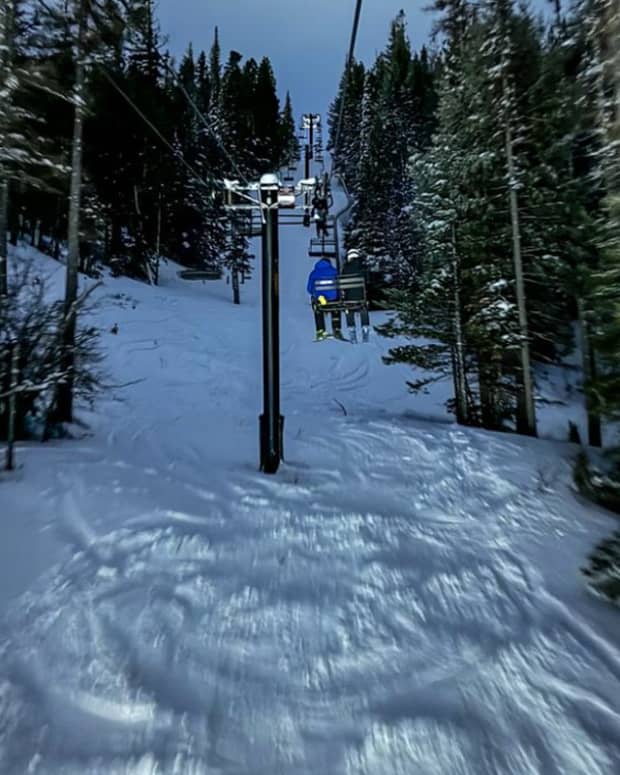 Washington Ski Area Offers $30 Night Skiing