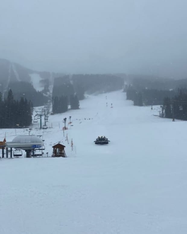 NY Ski Resort's Snowmaking Roars Back To Life - Powder