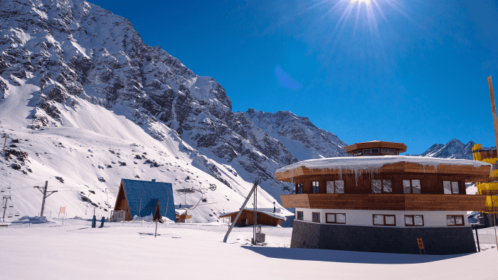 Octagon Lodge Ski Portillo Chile