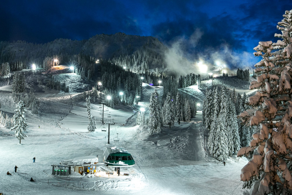 Passing Through: Stevens Pass - Powder