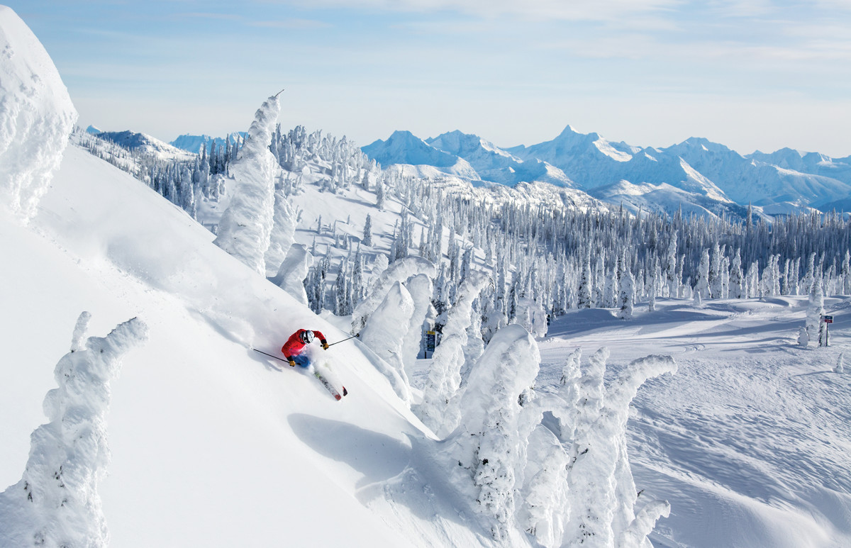 A Skier's Guide to Whitefish, Montana - Powder