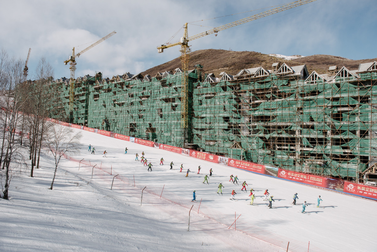 China's middle class is hitting the ski slopes