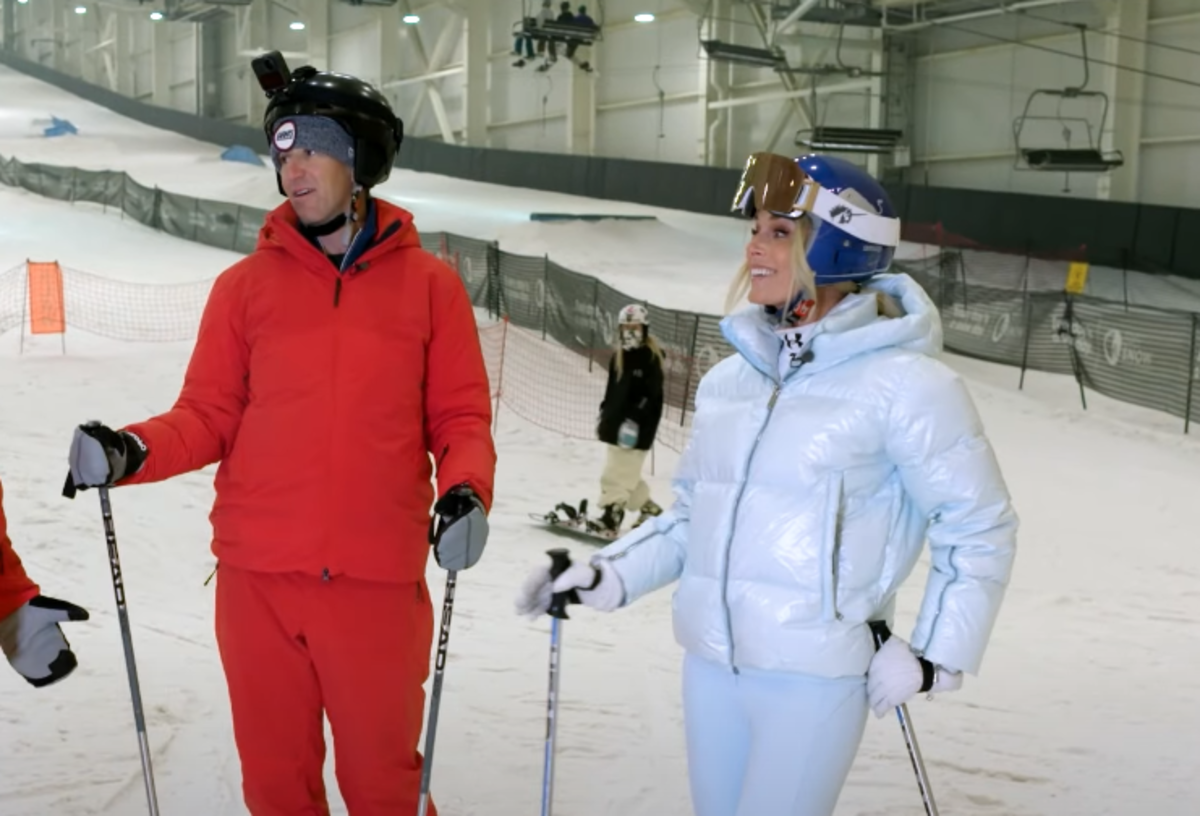 Watch: Eli Manning Races Lindsey Vonn At America's Only Indoor Ski Resort