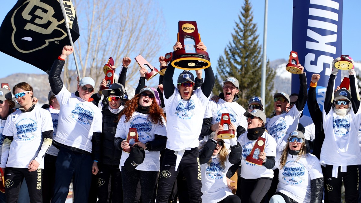 Colorado Buffaloes Ski Team Visits White House