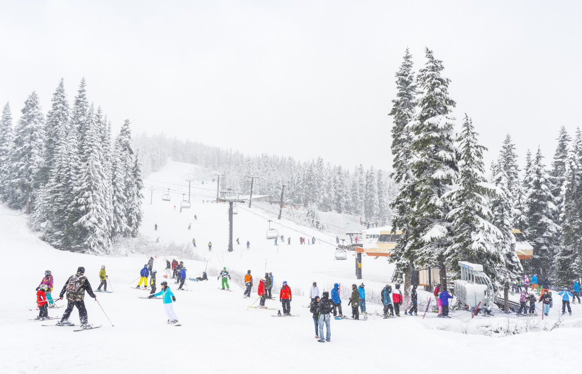 Stevens Pass Announces Opening Day Powder