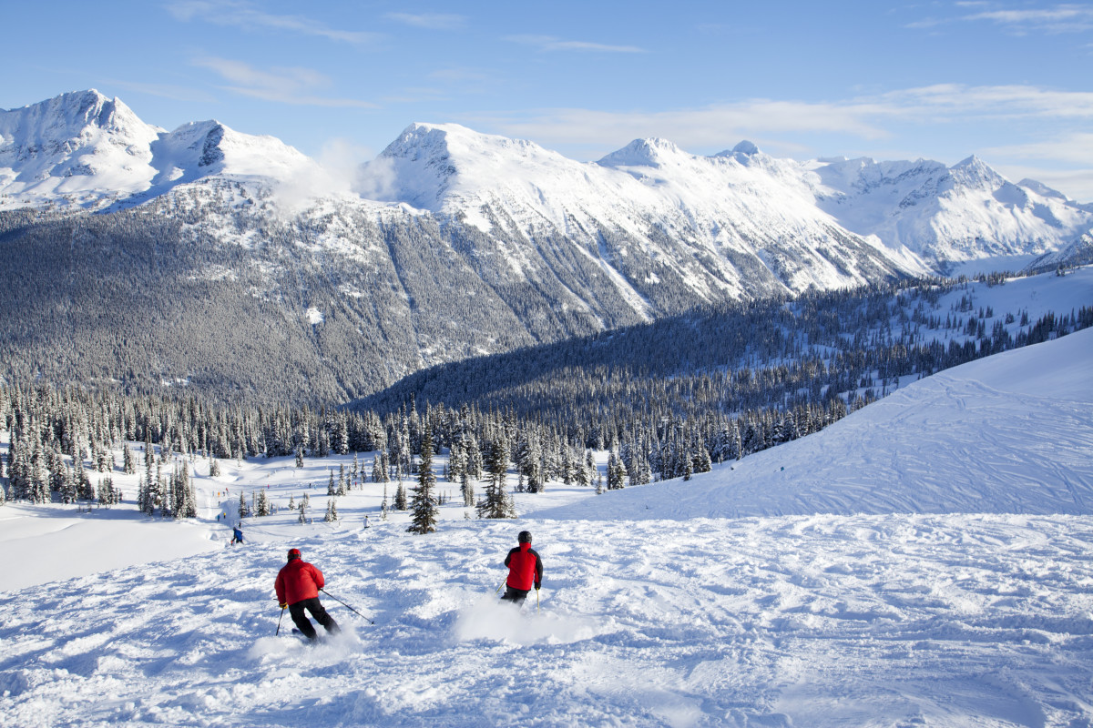 The 8 Best Ski Resorts in Canada